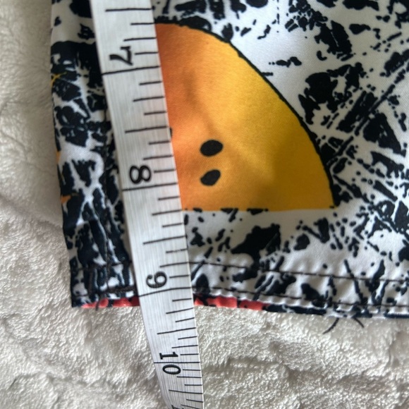 Neff Daily Hot Tub Shorts Size Medium NWOT - Picture 7 of 7